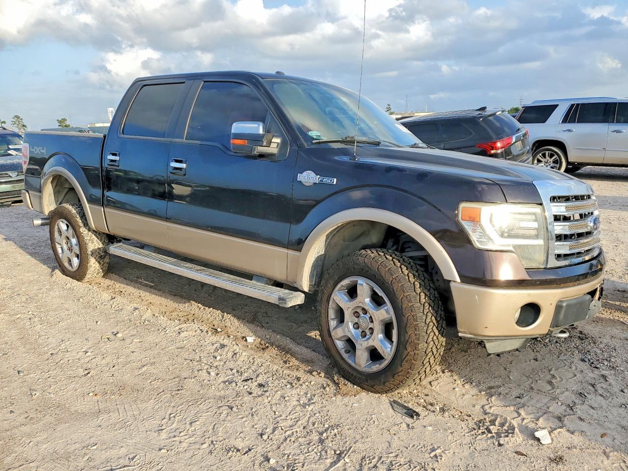 2013 Ford F150 Supercrew - Image 4