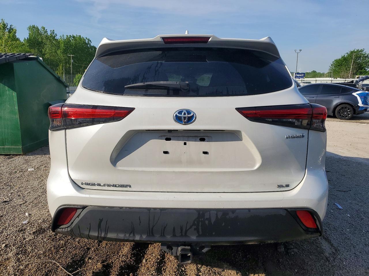 2023 Toyota Highlander Hybrid Xle - Image 6