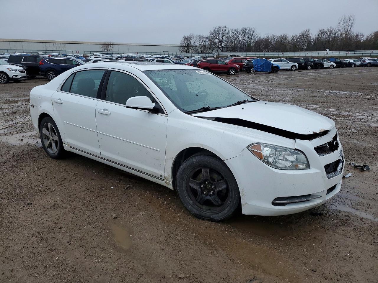 2009 Chevrolet Malibu 2Lt - Image 4