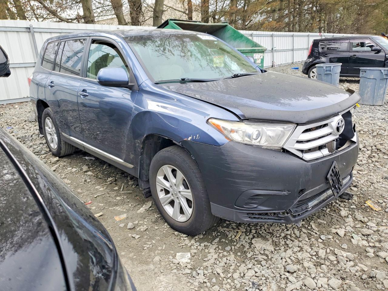 2013 Toyota Highlander Base - Фото 4