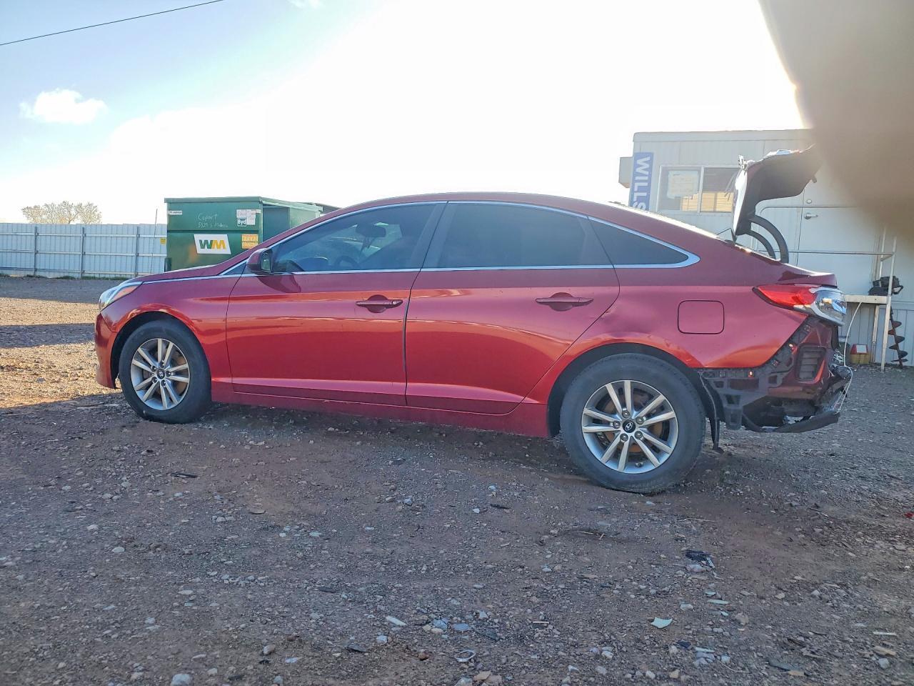 2016 Hyundai Sonata Se - Image 2