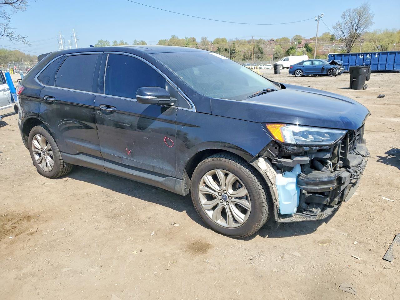 2020 Ford Edge Titanium - Фото 4