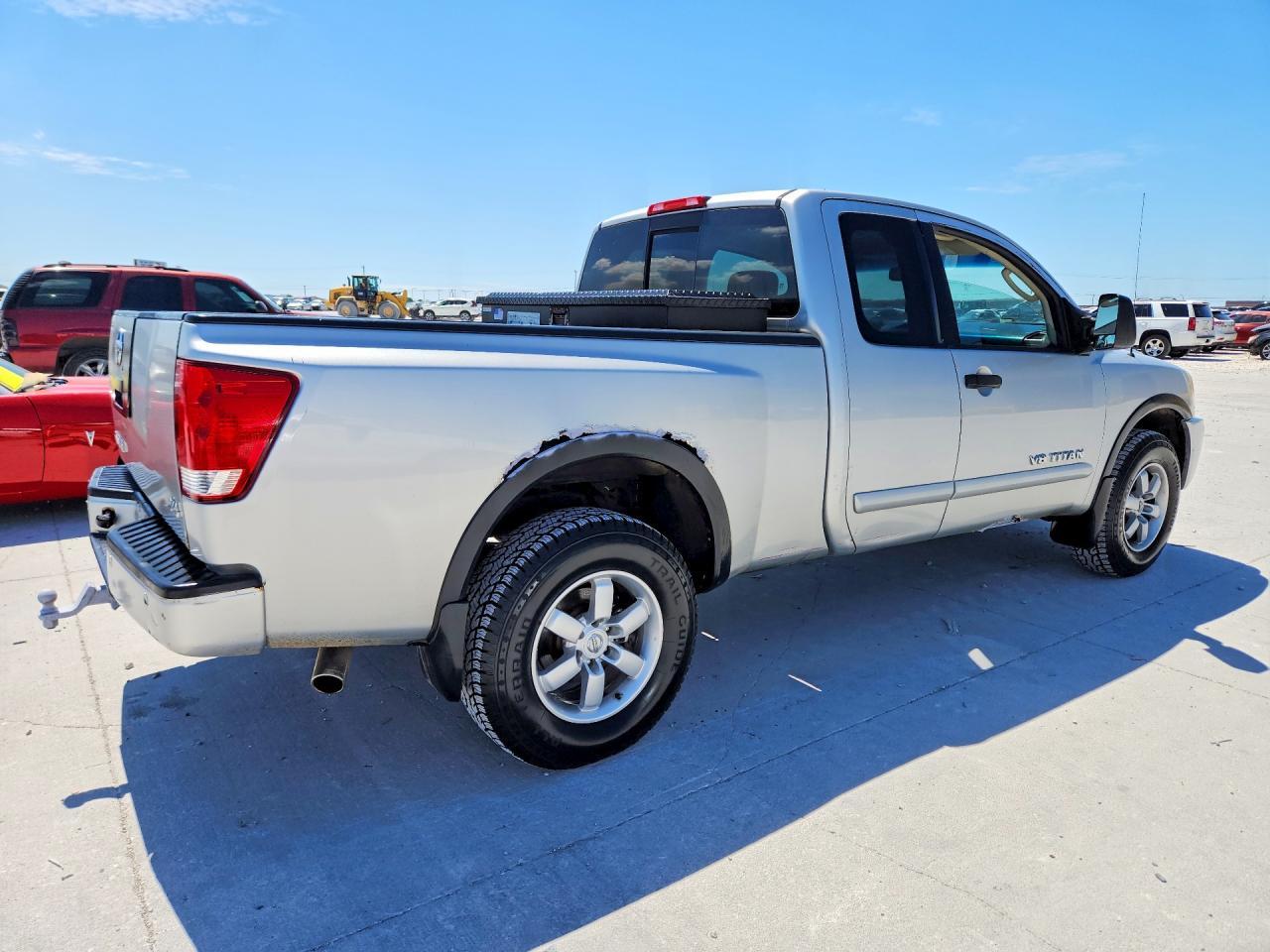2008 Nissan Titan Xe - Фото 3