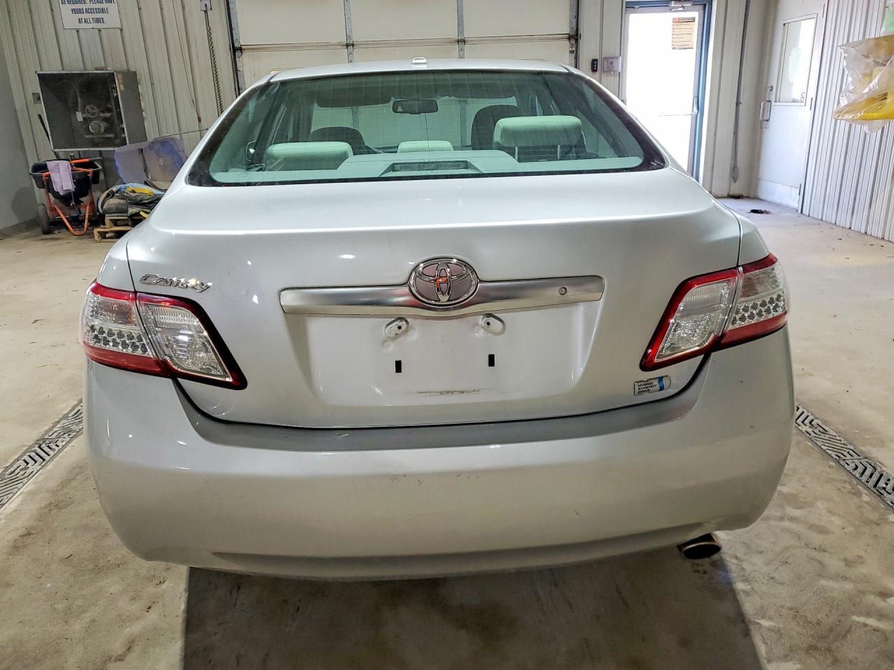 2011 Toyota Camry Hybrid - Фото 6