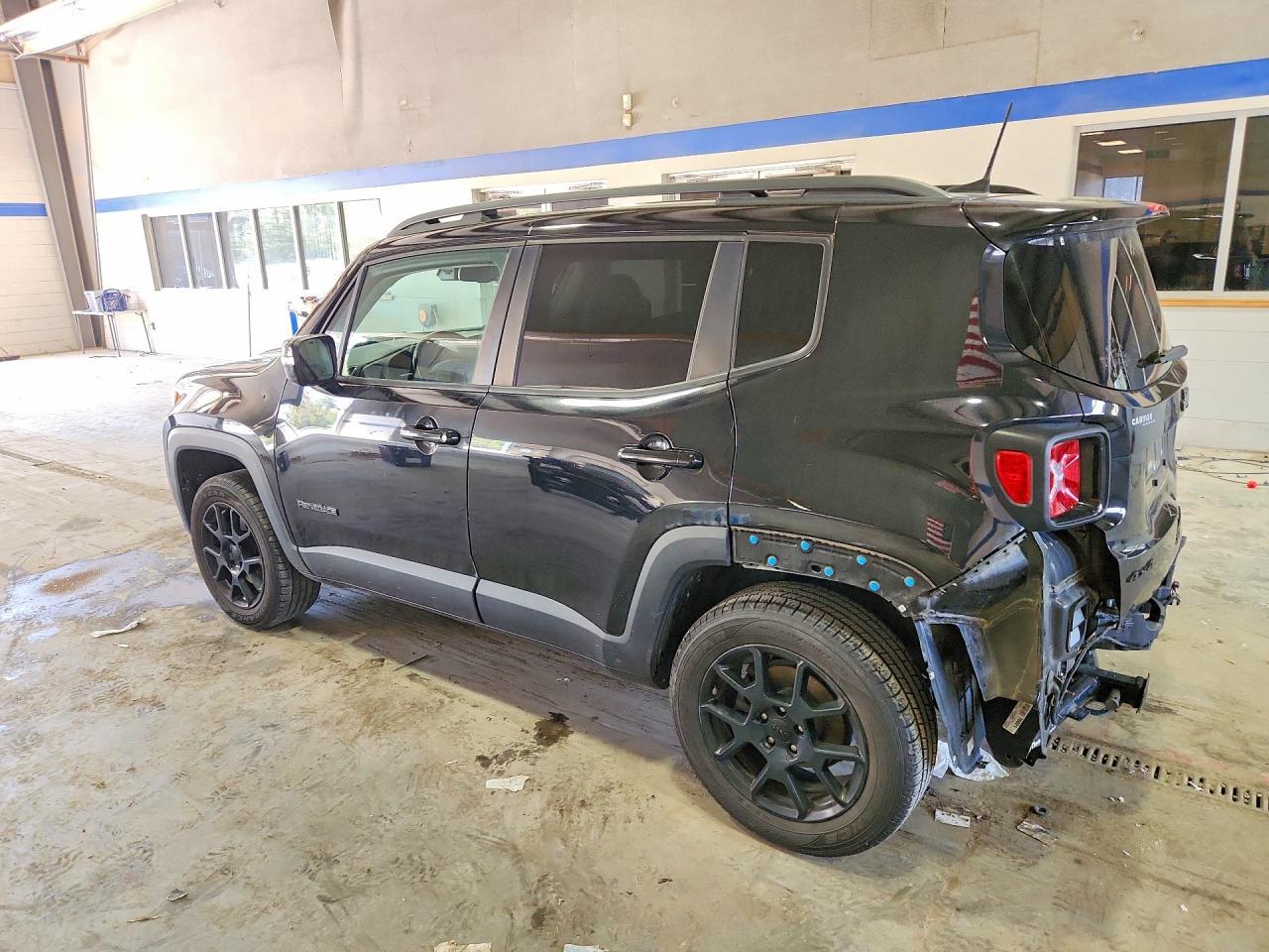 2019 Jeep Renegade Latitude - Фото 2