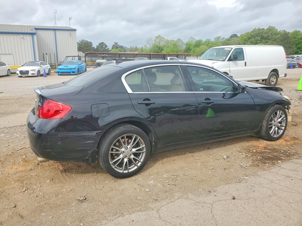 2009 Infiniti G37 Sedan X - Фото 3