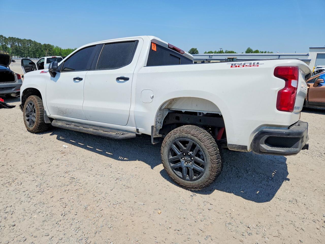 2026 Chevrolet Silverado K1500 Lt Trail Boss - Фото 2