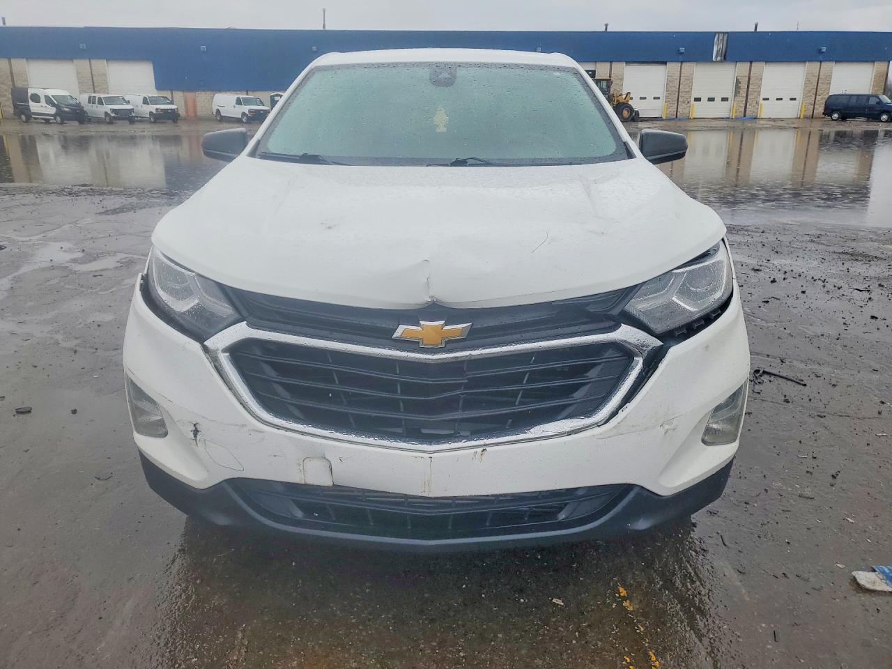 2020 Chevrolet Equinox Ls - Image 5