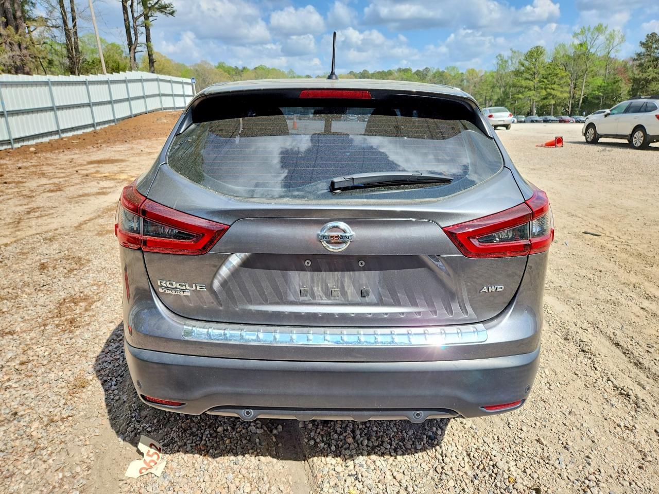 2021 Nissan Rogue Sport S - Image 6