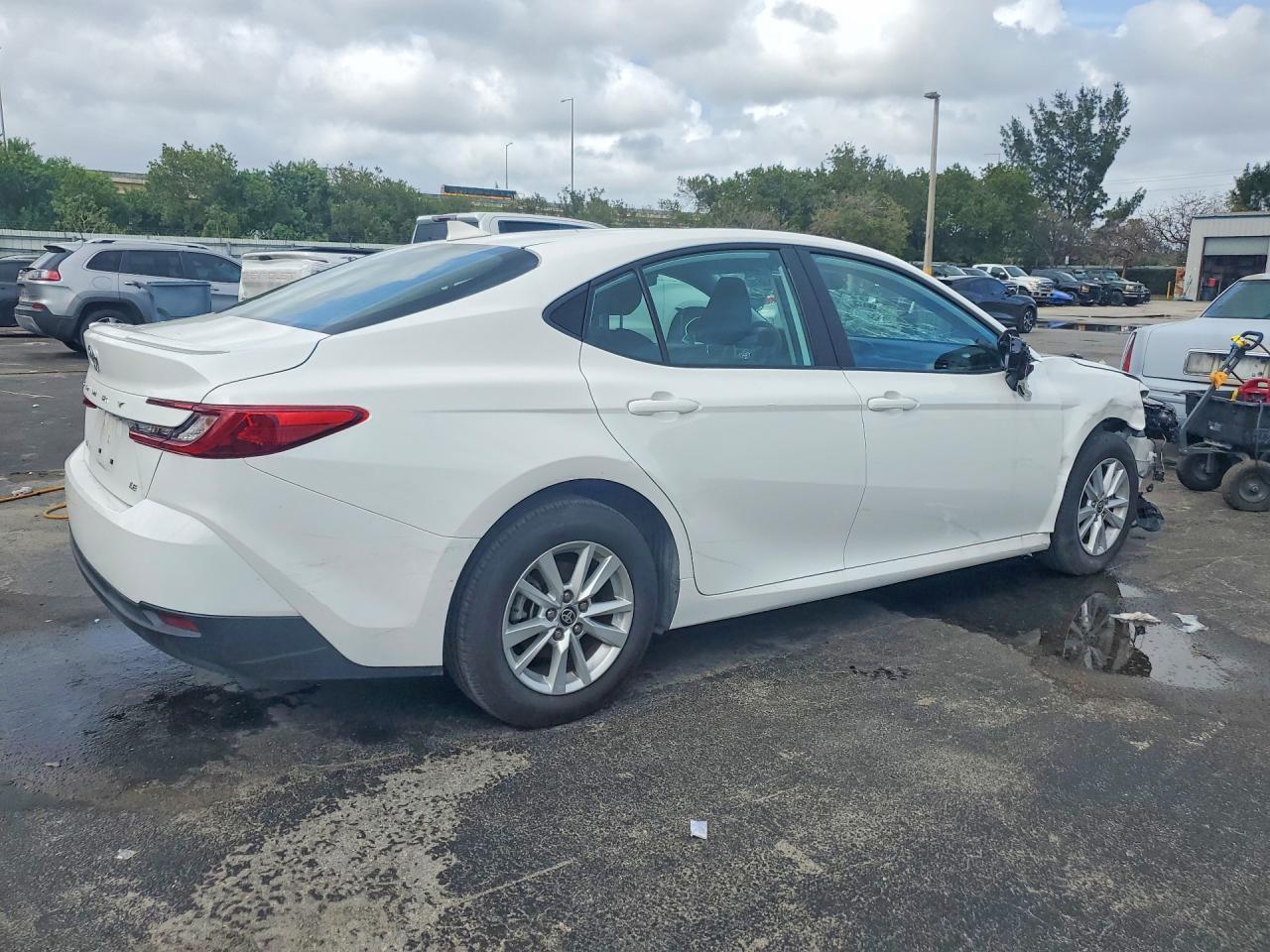2025 Toyota Camry Le - Image 3