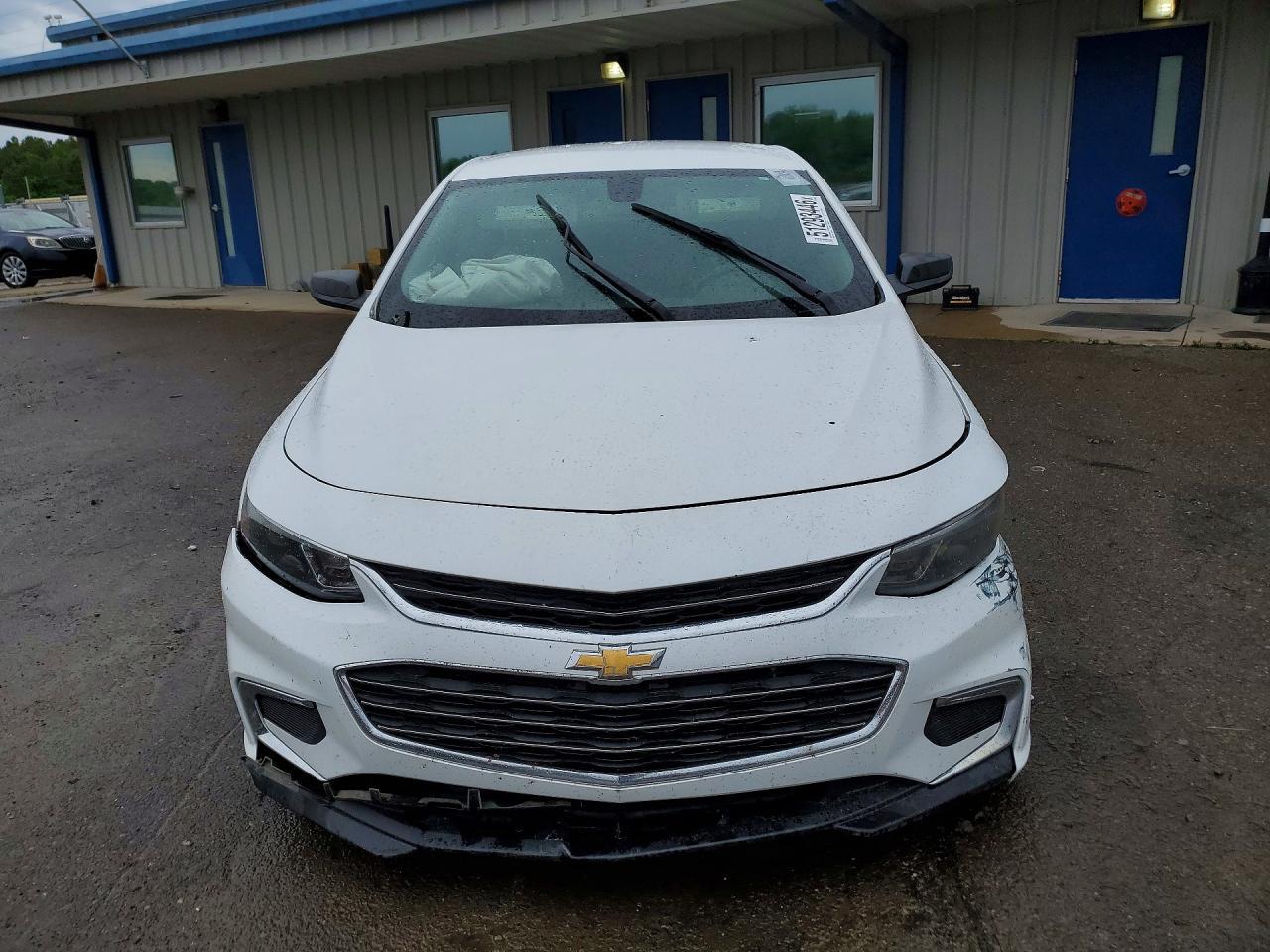 2017 Chevrolet Malibu Ls - Фото 5