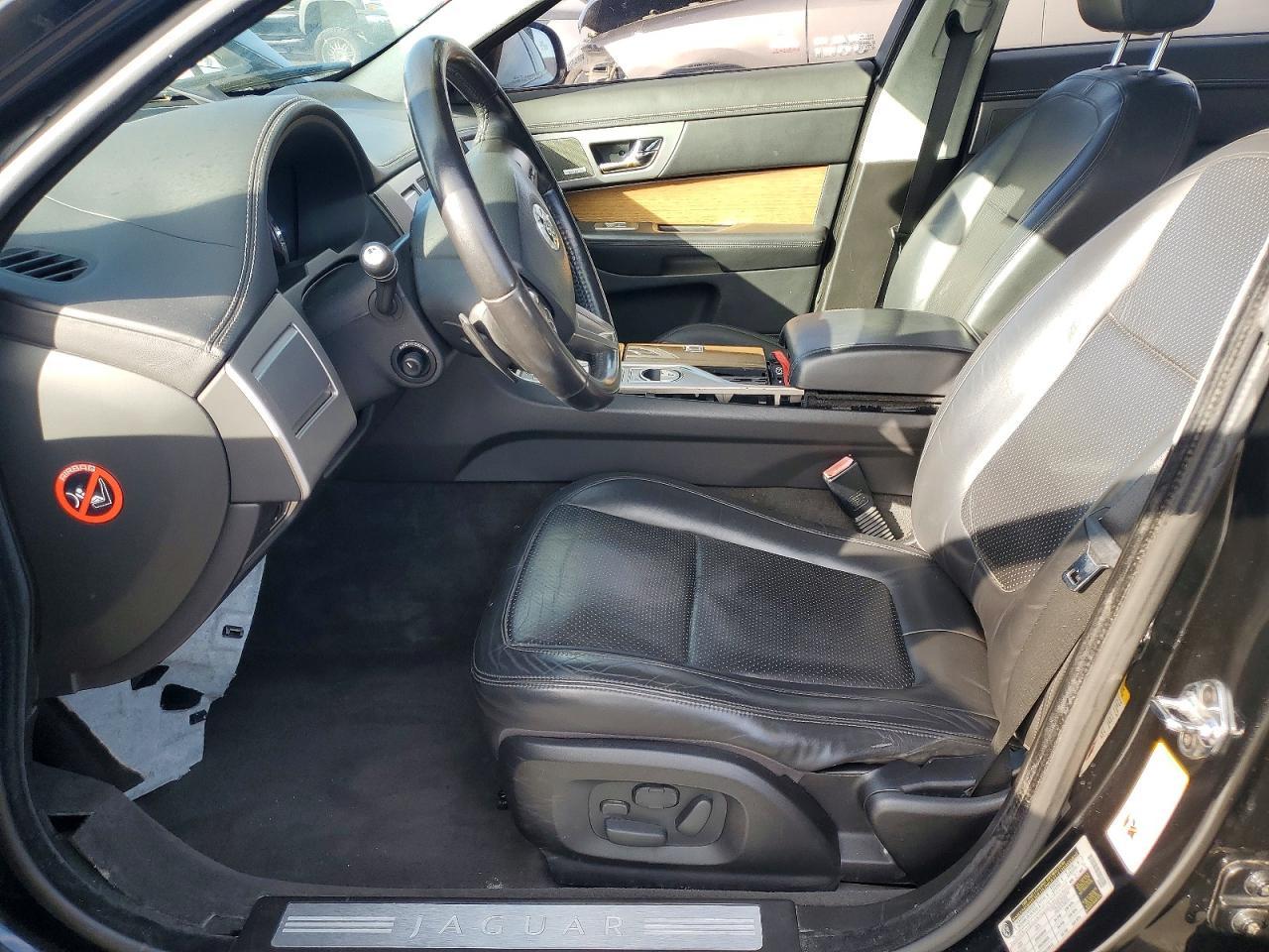 2010 Jaguar Xf Supercharged - Image 7