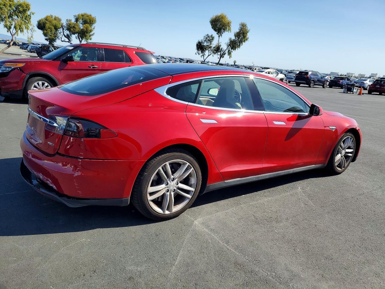 2016 Tesla Model S - Фото 3