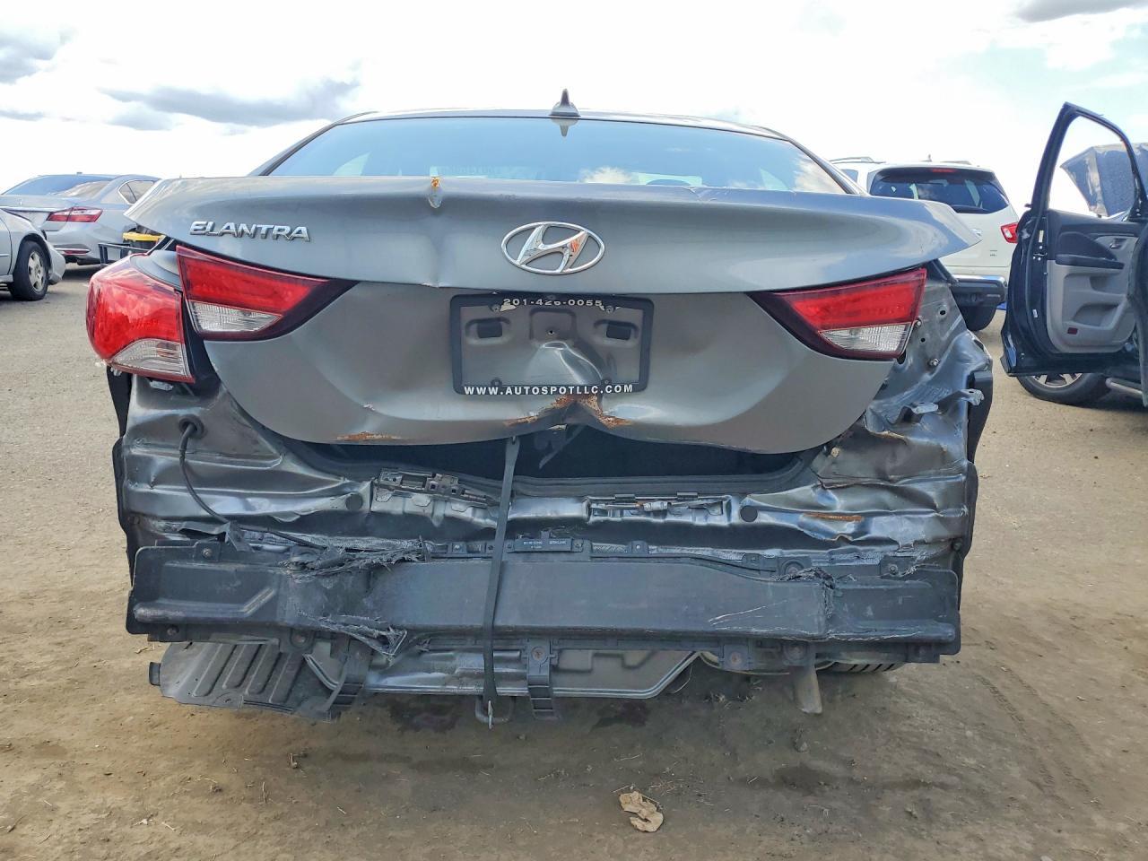 2016 Hyundai Elantra Value Edition - Image 6