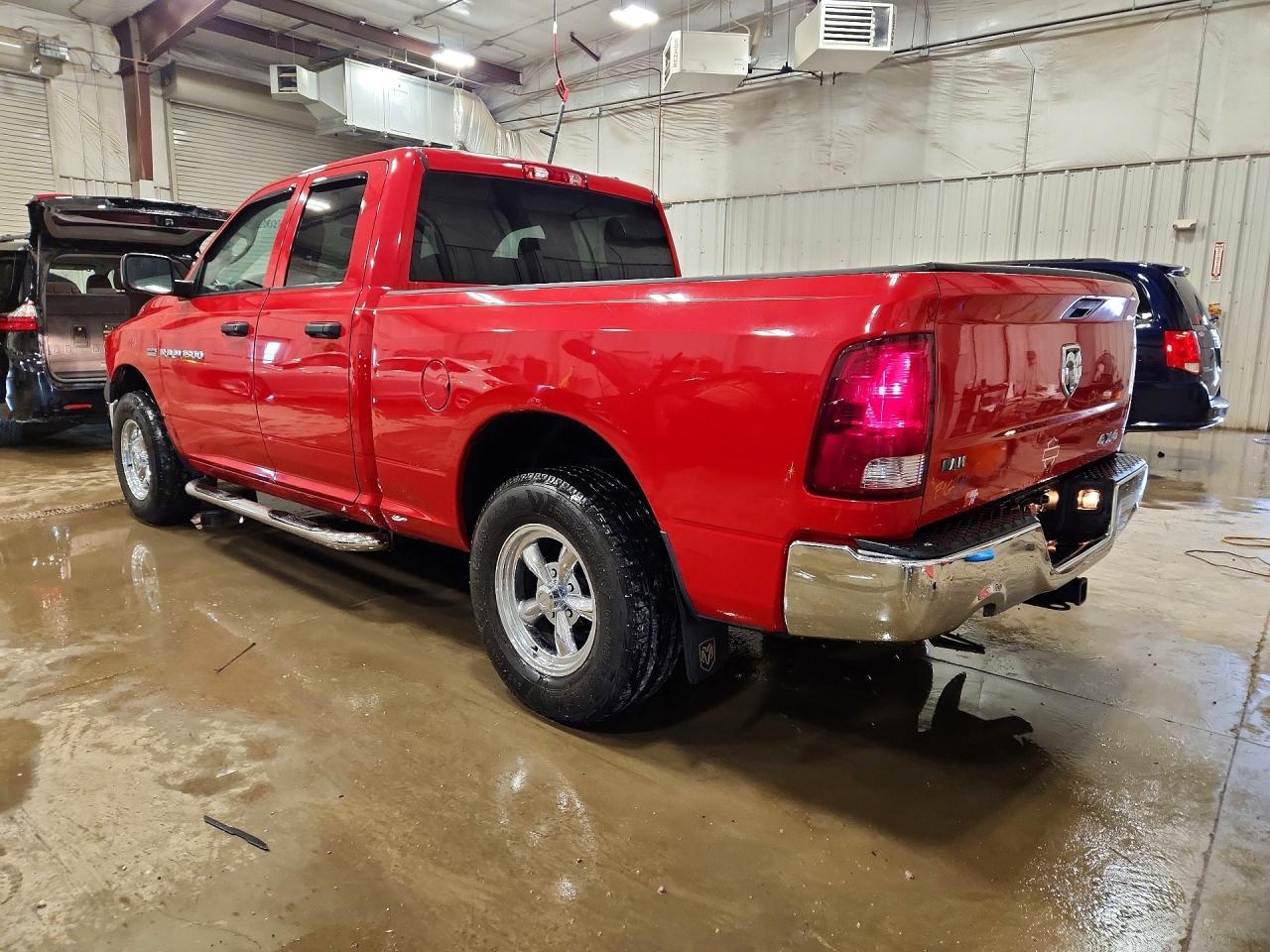 2011 Dodge Ram 1500 - Фото 2