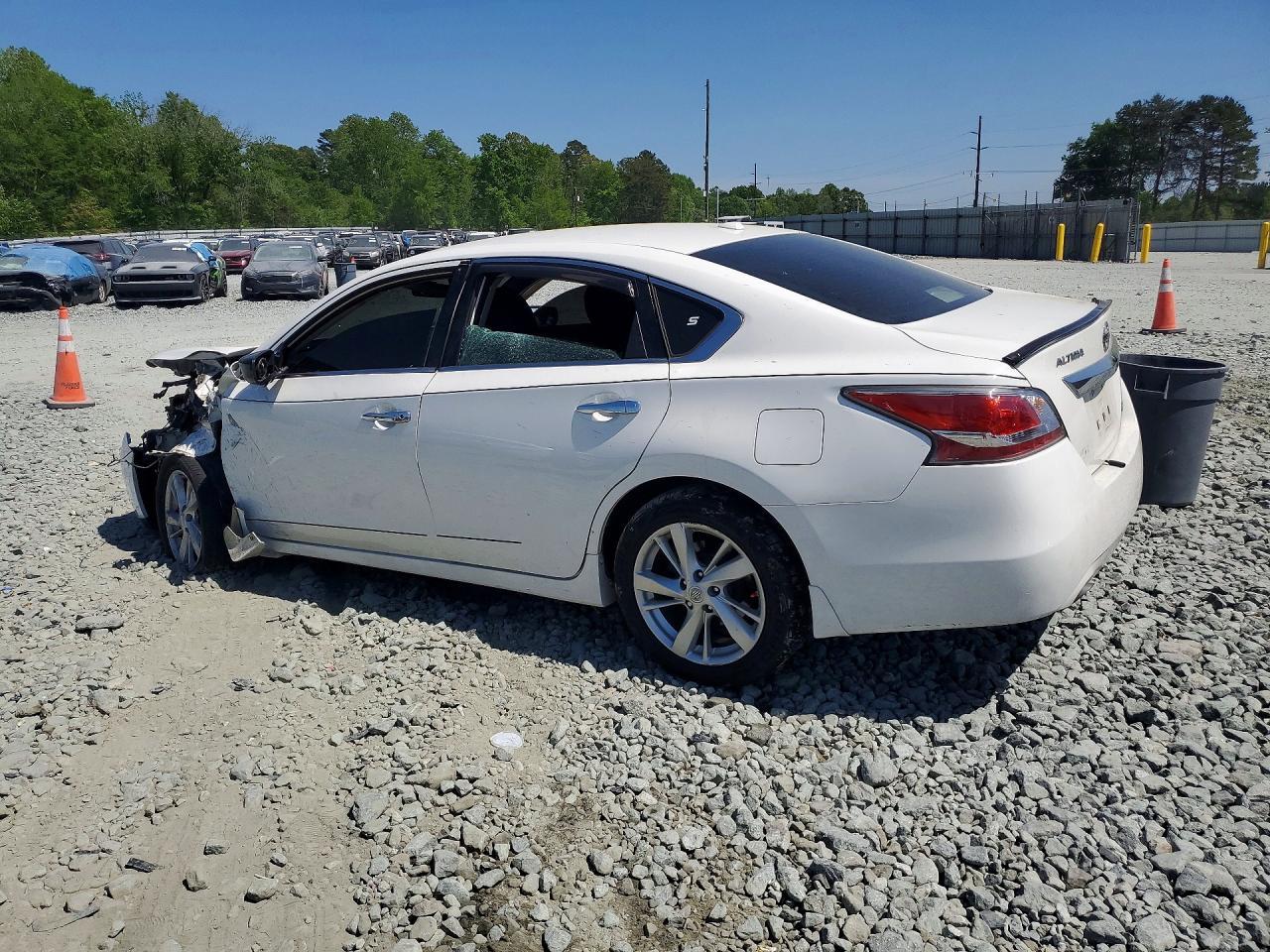 2014 Nissan Altima - Фото 2