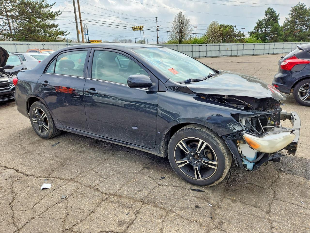 2013 Toyota Corolla Le - Фото 4