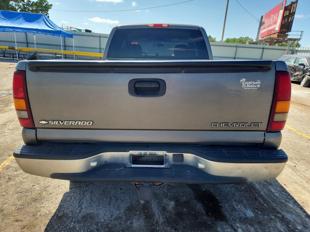 2002 Chevrolet Silverado C1500 - Image 6