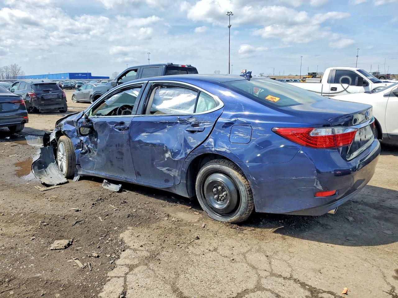 2013 Lexus Es 350 Base - Фото 2