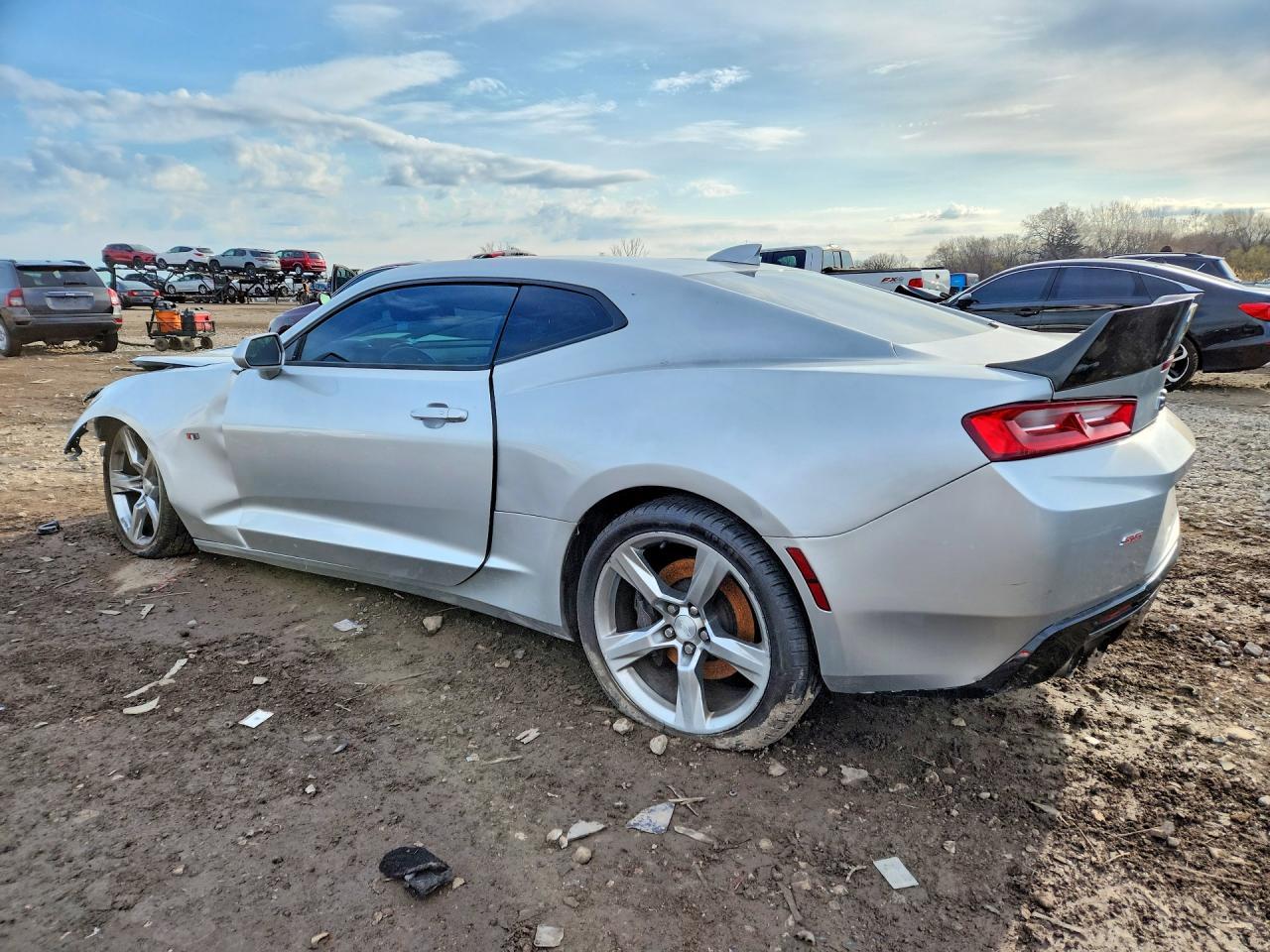 2017 Chevrolet Camaro Ss - Image 2