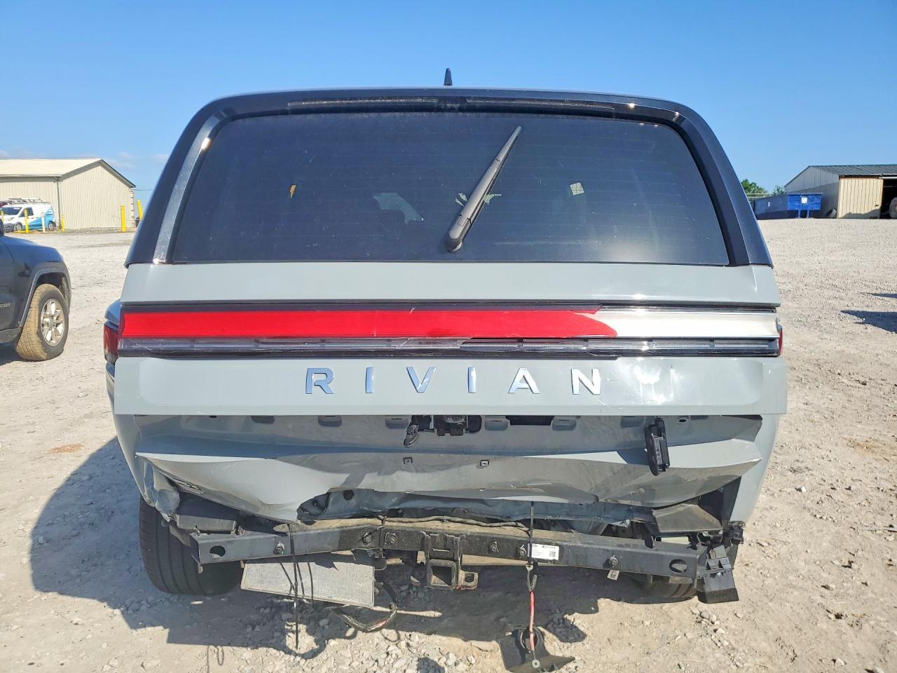2025 Rivian R1S Adventure - Image 6