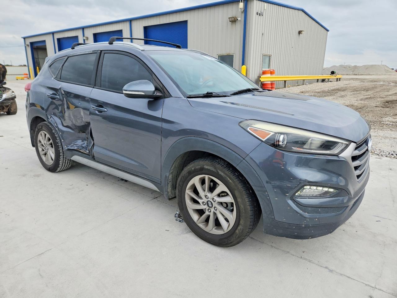 2017 Hyundai Tucson Se Plus - Image 4