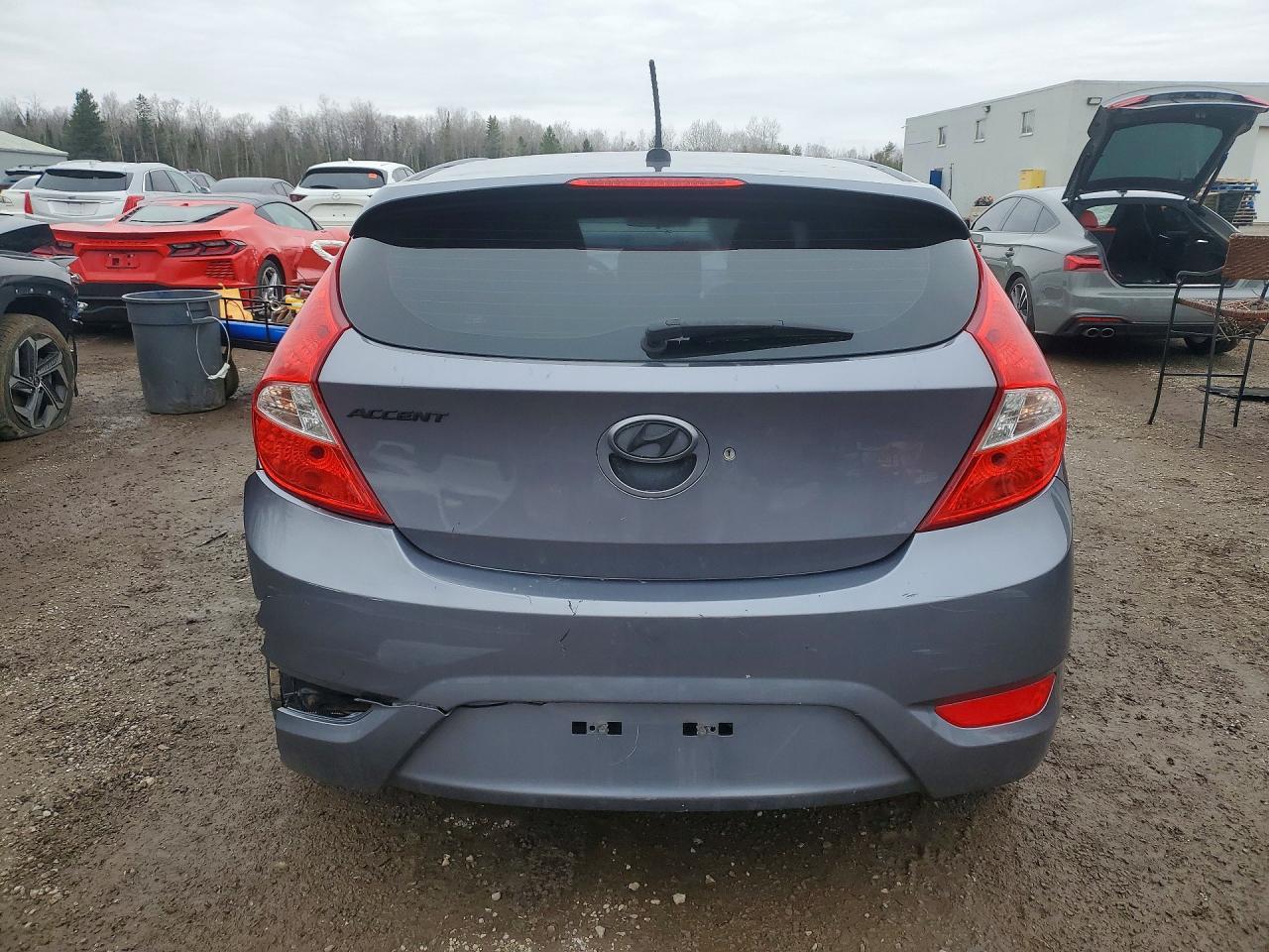 2017 Hyundai Accent Se - Фото 6