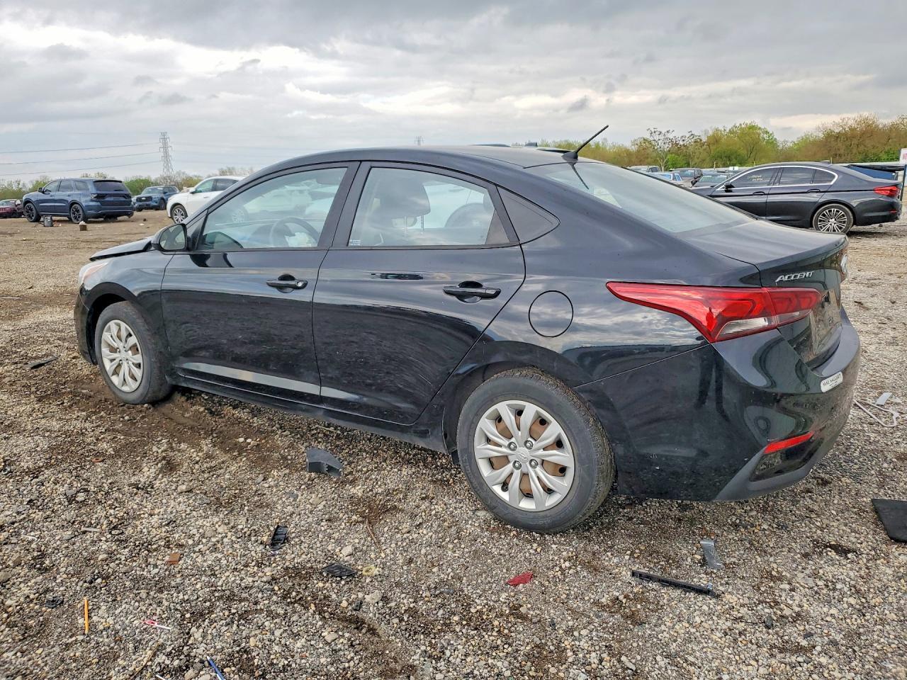 2018 Hyundai Accent Se - Фото 2