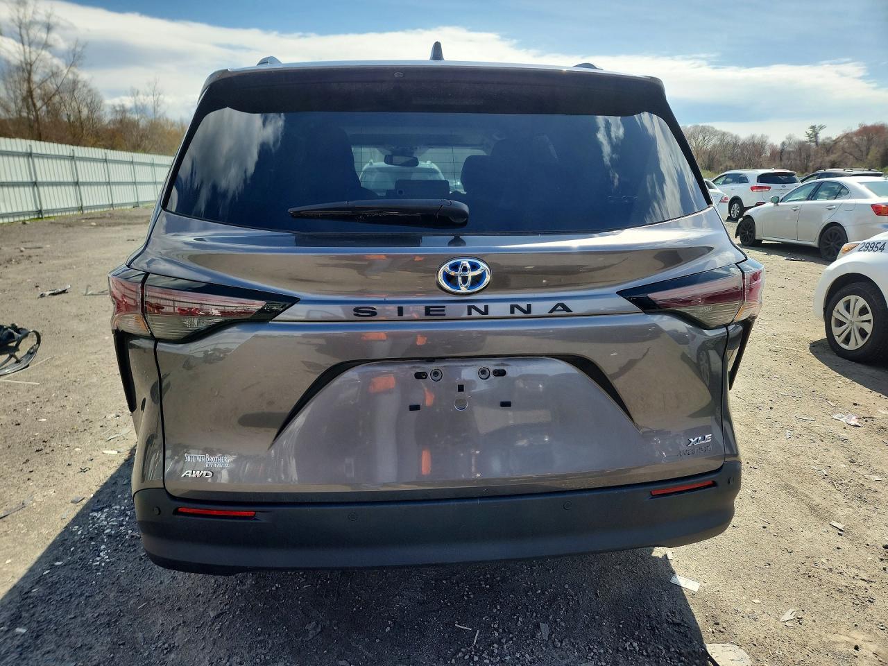 2024 Toyota Sienna Xle 7-Passenger - Фото 6