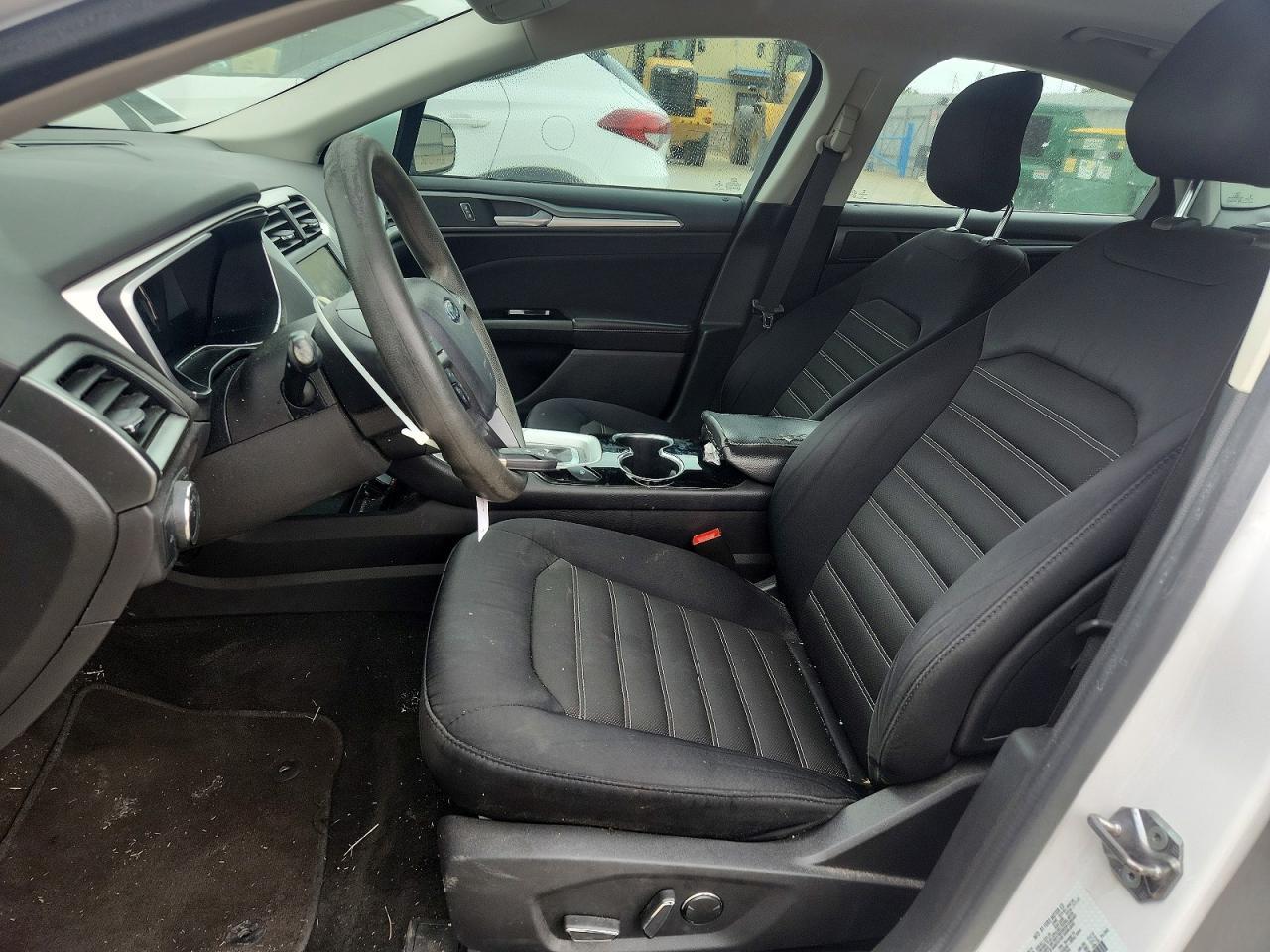 2015 Ford Fusion Se - Фото 7