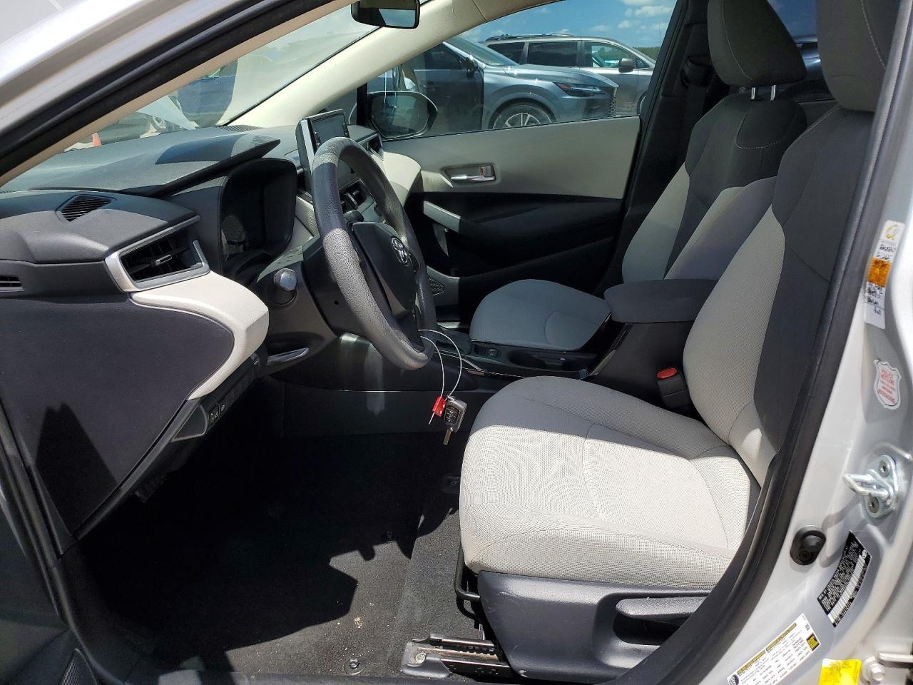 2020 Toyota Corolla Le - Image 7
