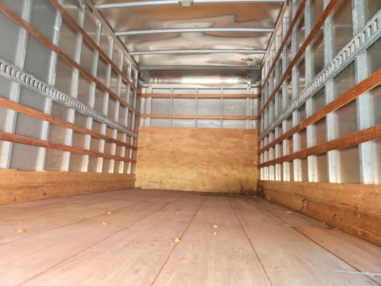 2019 Isuzu Npr Hd Box Truck - Фото 6