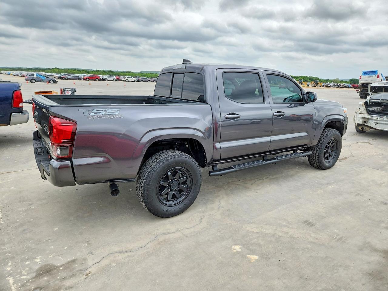 2023 Toyota Tacoma Sr V6 - Фото 3