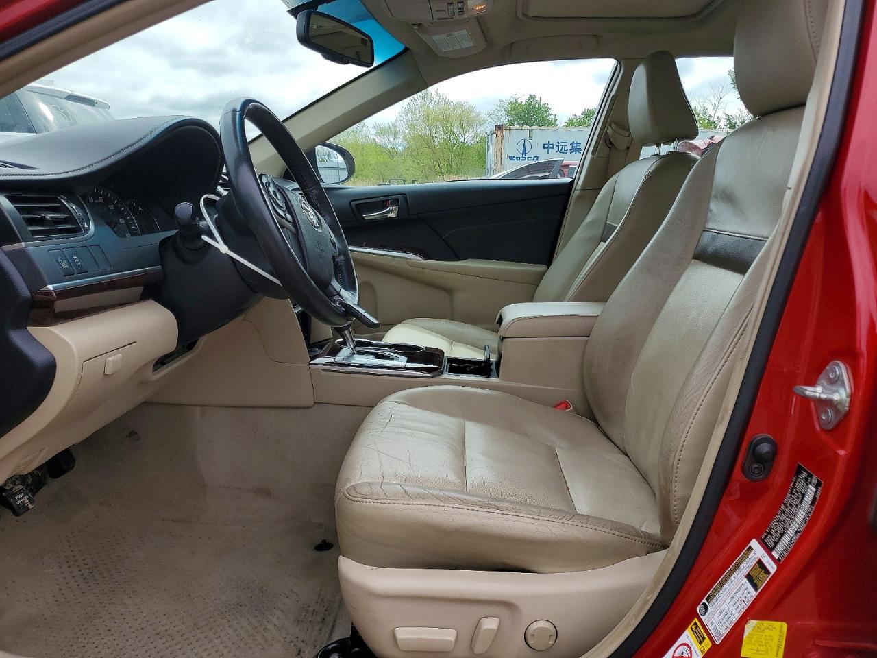 2014 Toyota Camry Xle - Image 7