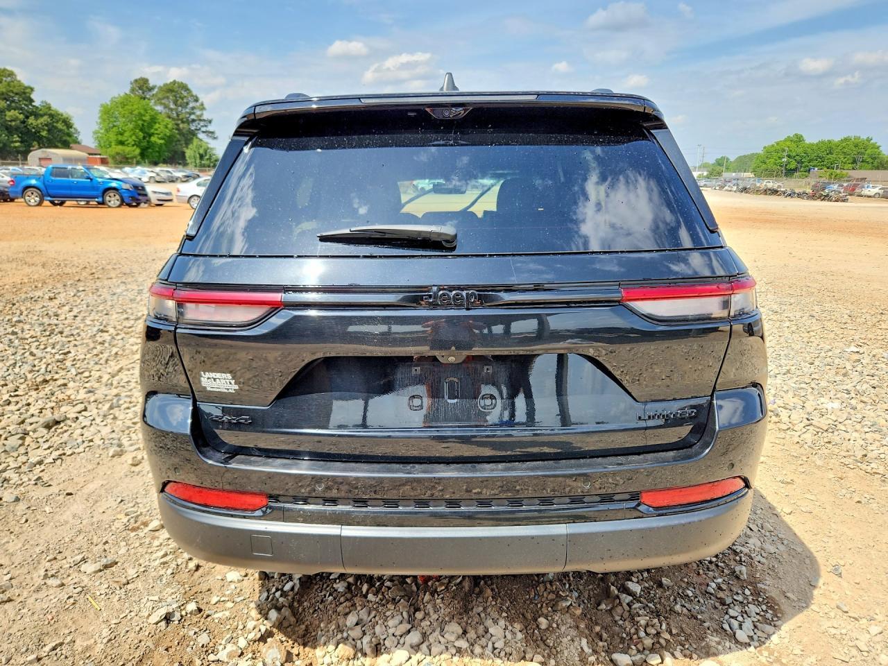 2023 Jeep Grand Cherokee Limited - Image 6