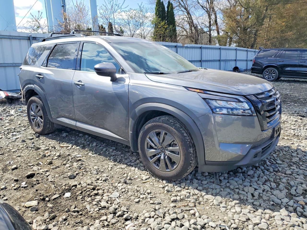 2024 Nissan Pathfinder Sv - Image 4