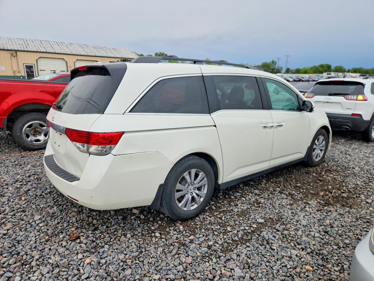 2015 Honda Odyssey - Фото 3
