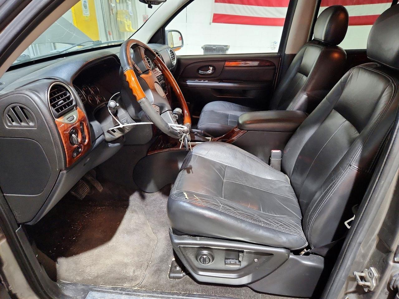 2007 GMC Envoy - Image 7