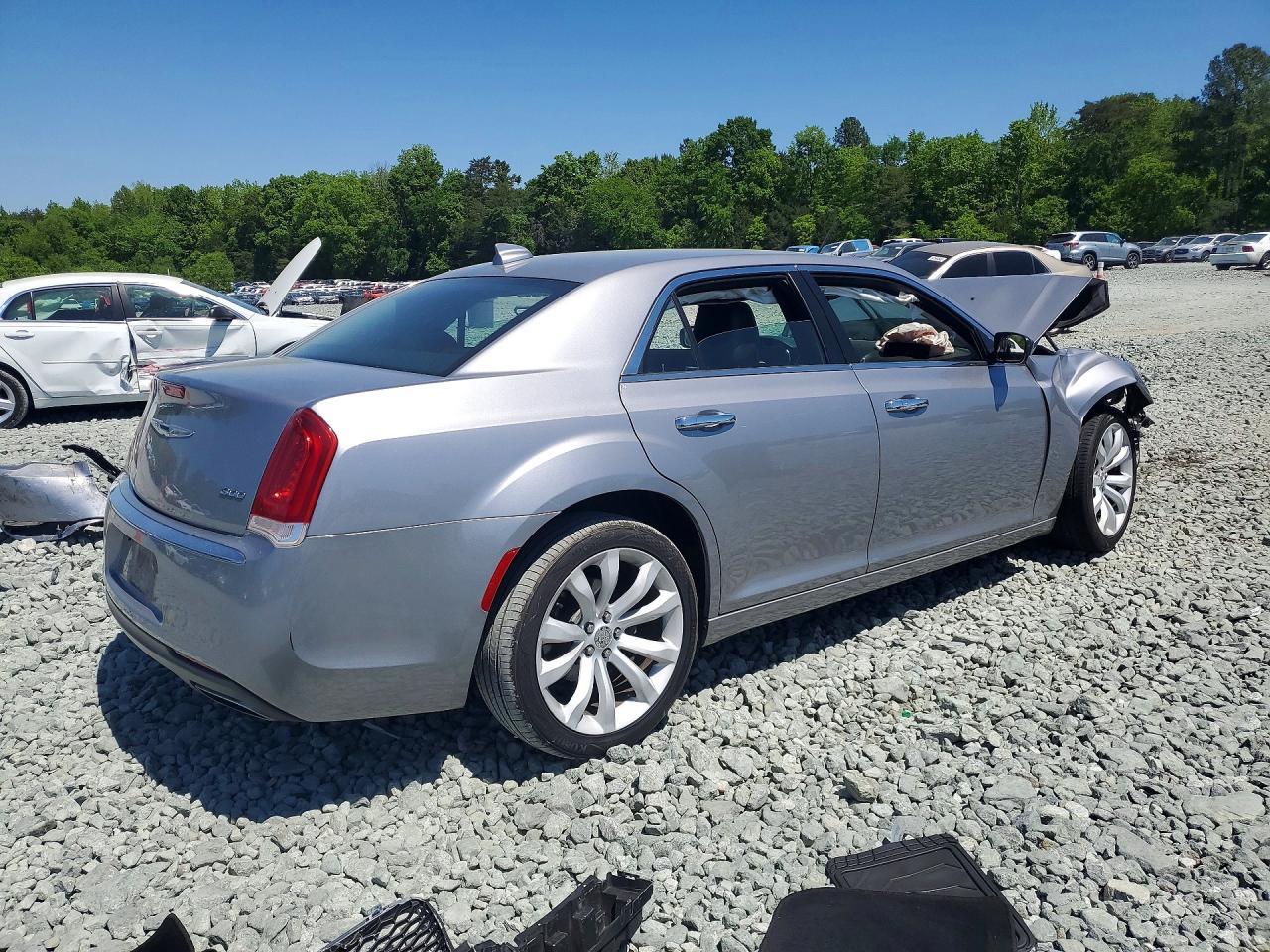 2018 Chrysler 300 Limited - Фото 3