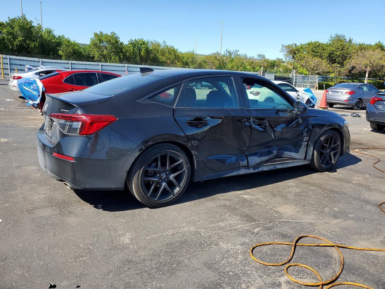 2023 Honda Civic Sport - Image 3