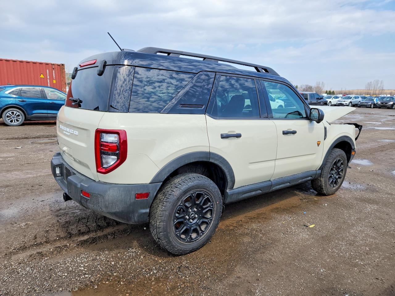 2025 Ford Bronco Sport Heritage - Image 3