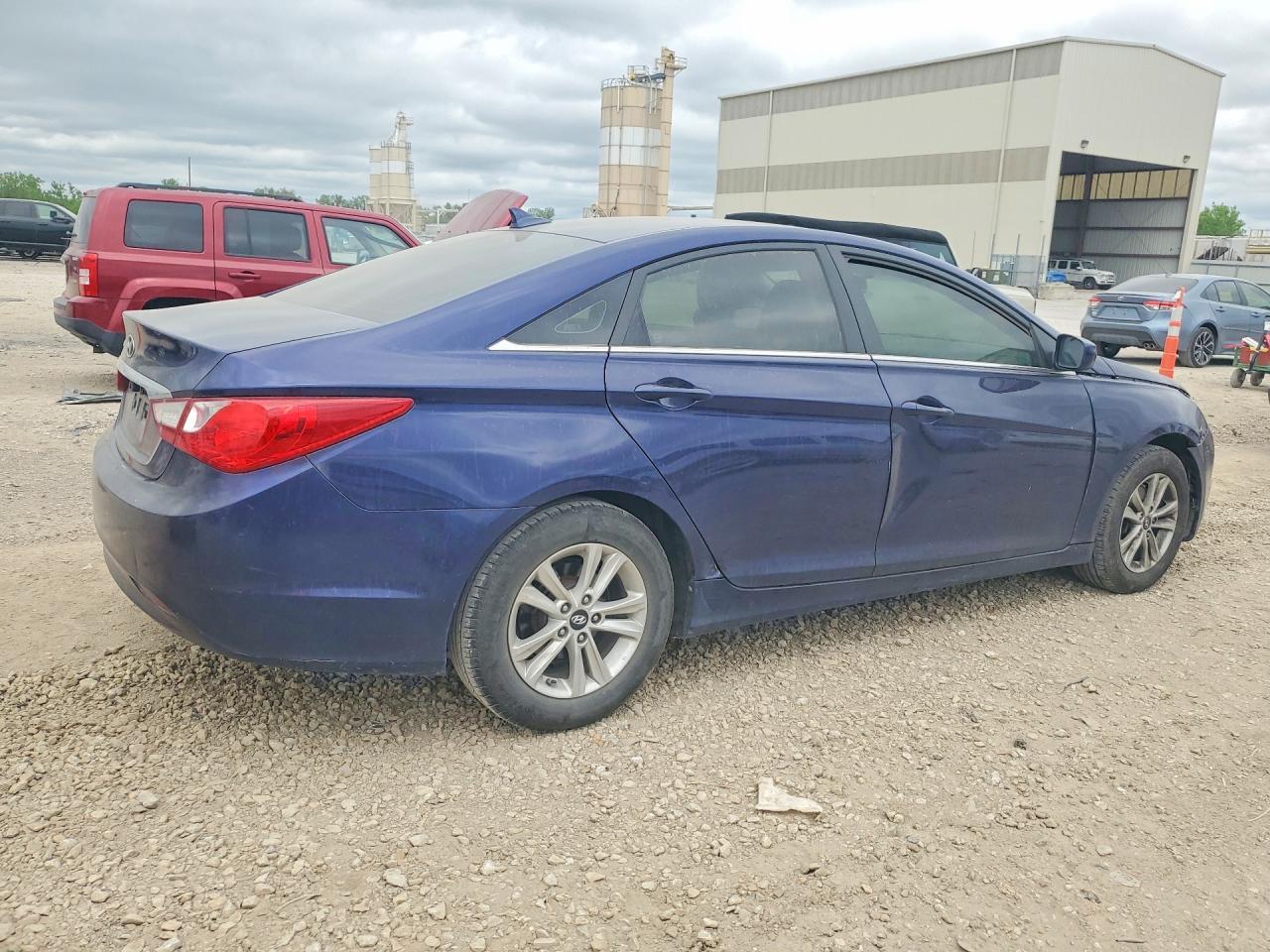 2011 Hyundai Sonata Gls - Фото 3