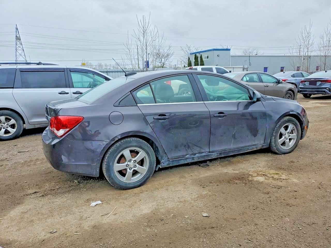 2016 Chevrolet Cruze Limited Lt - Image 3