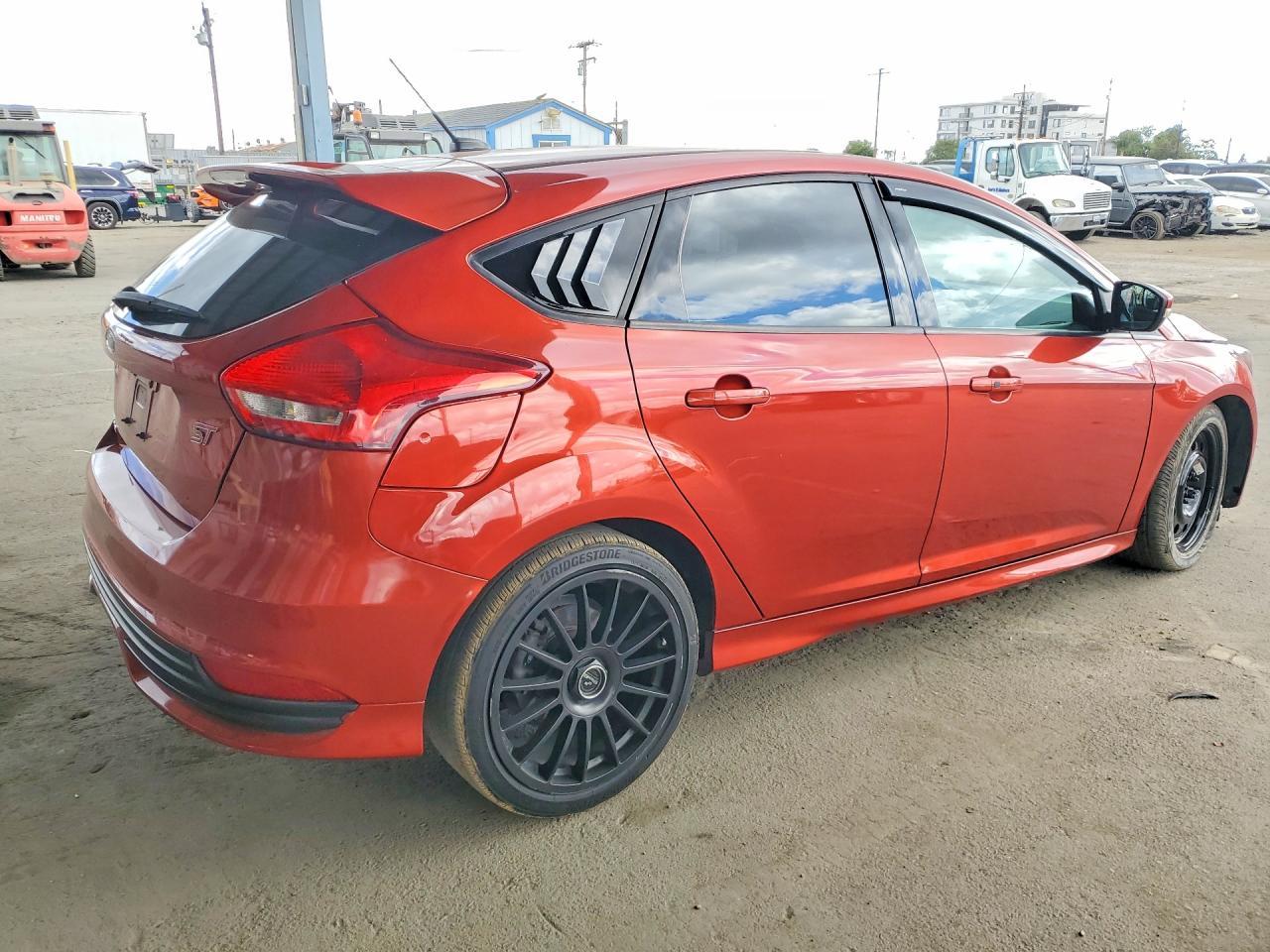 2018 Ford Focus St - Фото 3
