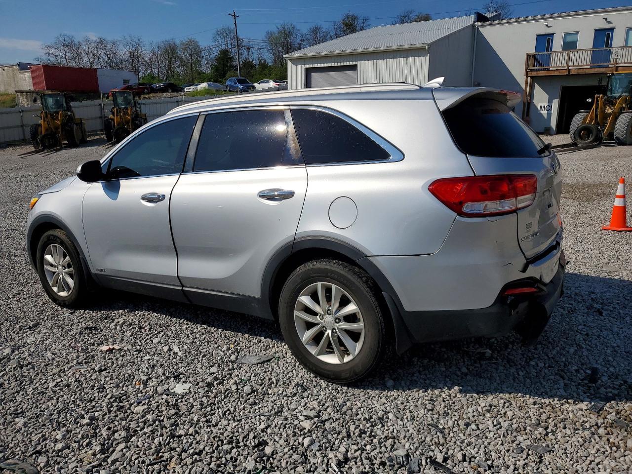 2016 Kia Sorento Lx - Фото 2