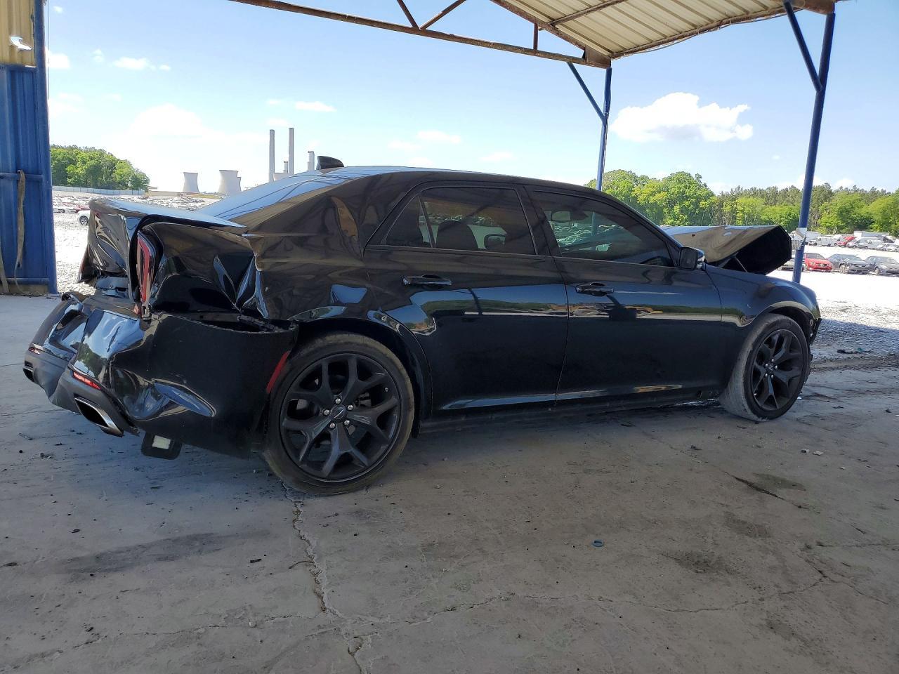 2022 Chrysler 300 S - Фото 3