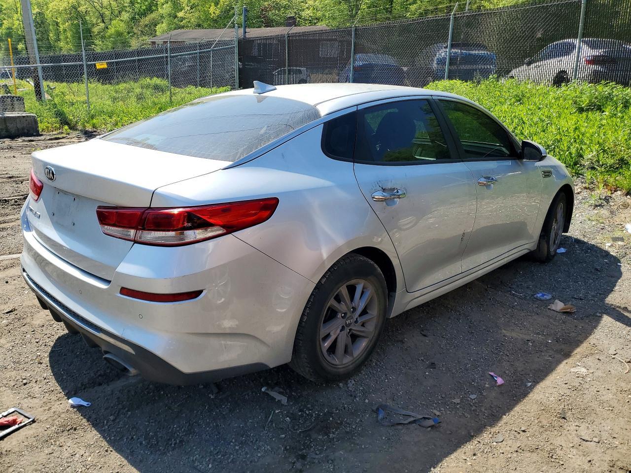 2020 Kia Optima Lx - Image 3
