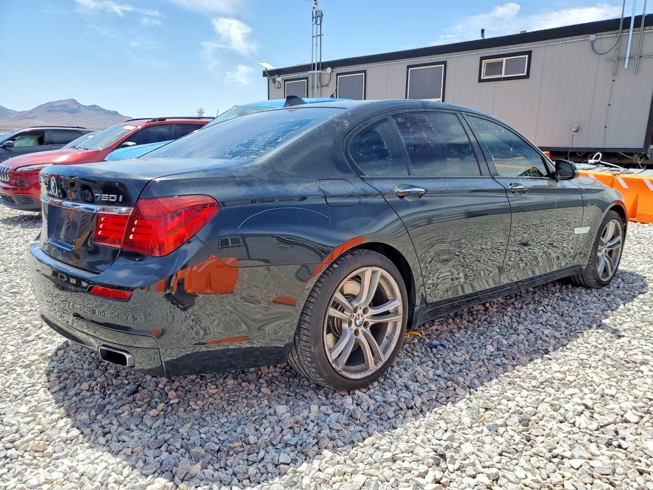 2013 BMW 750 I - Фото 3