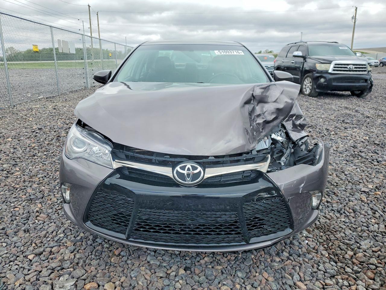 2016 Toyota Camry Se - Фото 5