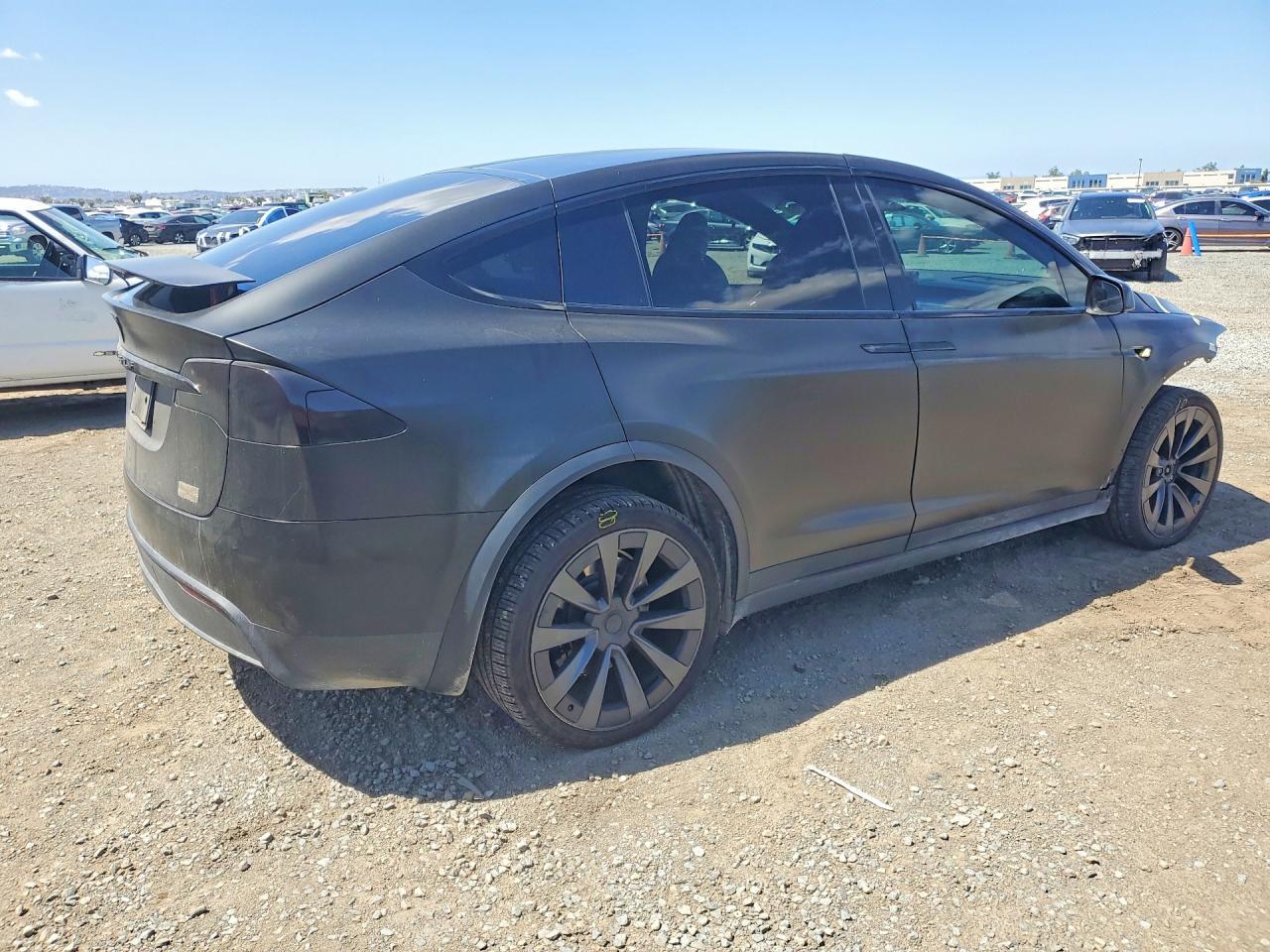 2022 Tesla Model X - Image 3